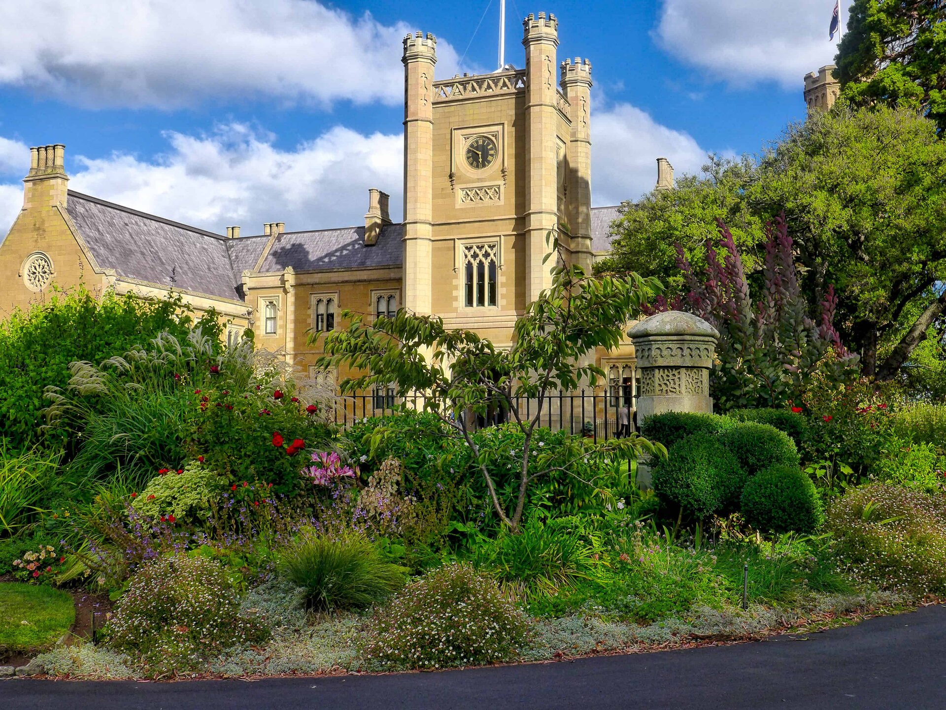 Govt House 8