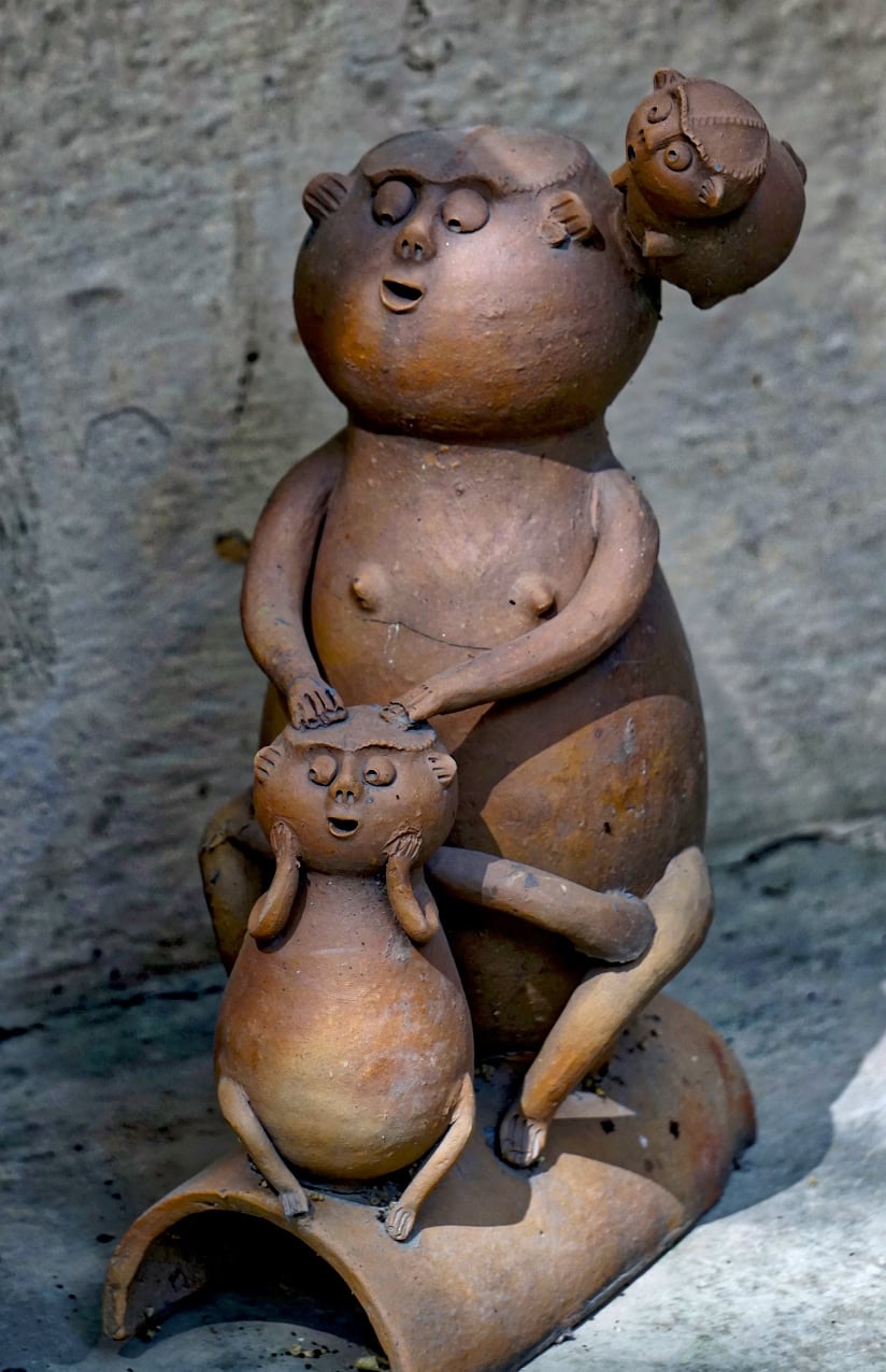 pottery